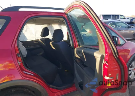 2013 Suzuki Sx4 Premium z USA, uszkodzony, nr VIN JS2YB5A33D6101609